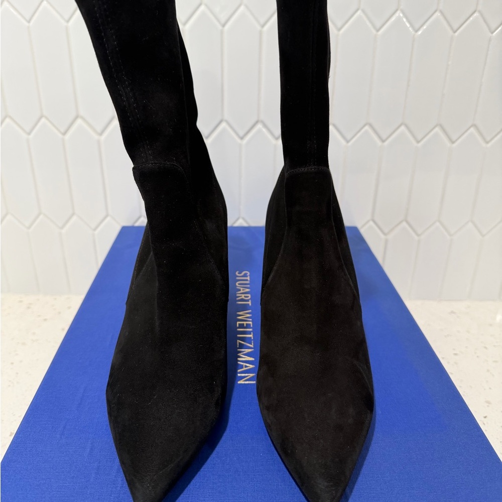STUART WEITZMAN Landry 75 ankle boot in black - Picture 5 of 11